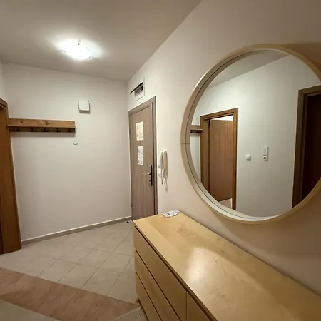 Carlson's 1br 200m Gondola Home2host *