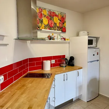 Apartman Carlson's 1br 200m Gondola Home2host *